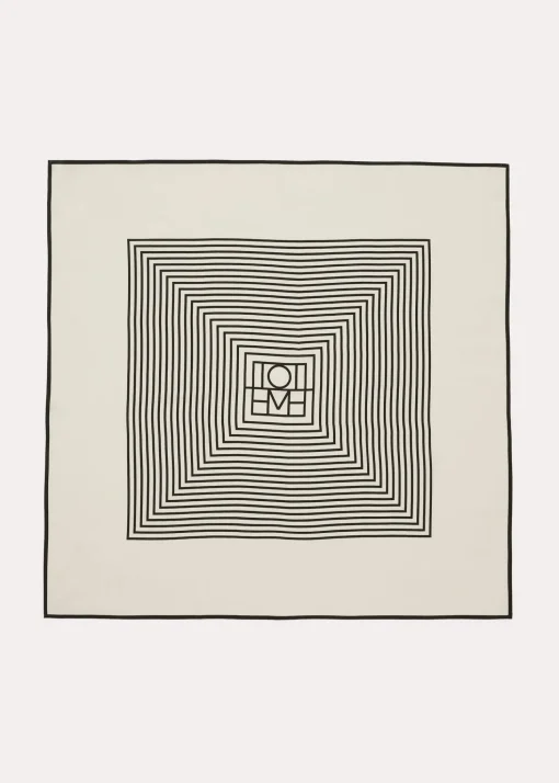 Centered monogram silk scarf crème