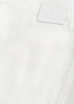 Classic cut denim off-white