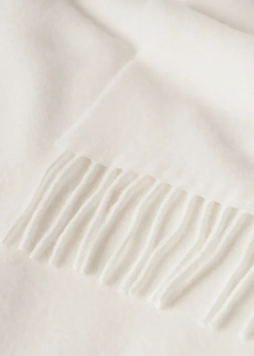 Classic wool scarf bone