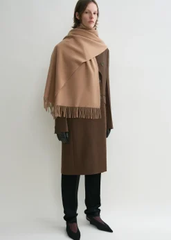 Classic wool scarf camel