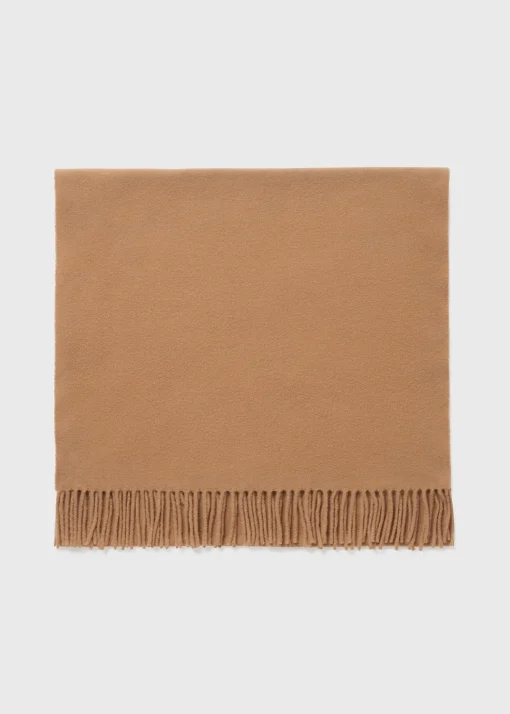 Classic wool scarf camel
