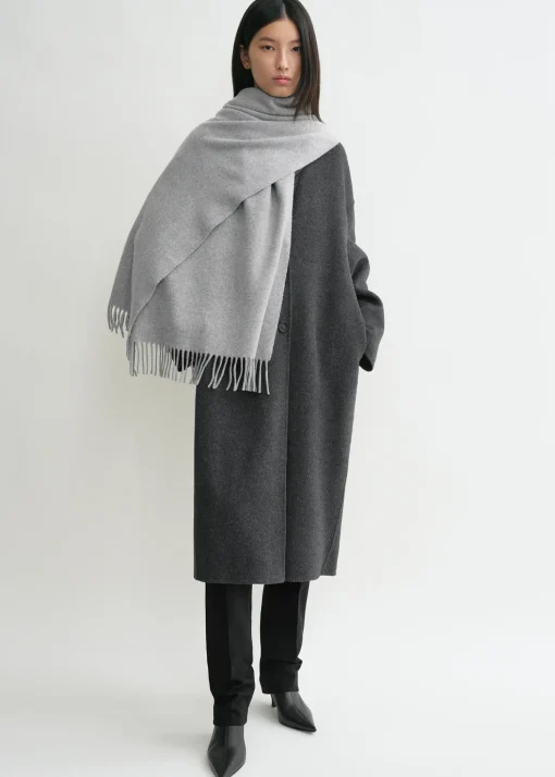 Classic wool scarf light grey mélange