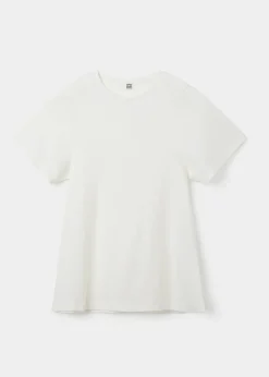 Curved seam tee off-white