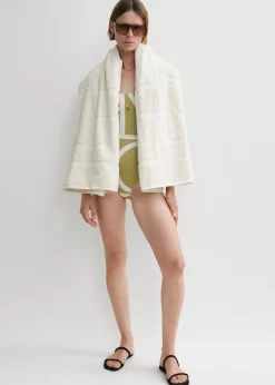 Monogram jacquard towel off white