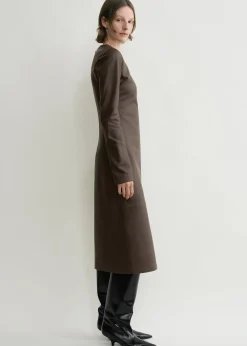Paneled leather dress bark
