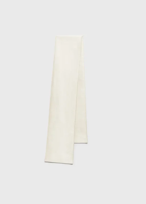 Satin tuxedo scarf macadamia
