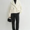 Shawl-lapel cardigan milk