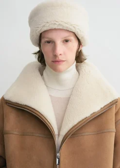 Shearling winter hat biscuit