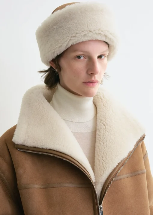 Shearling winter hat biscuit