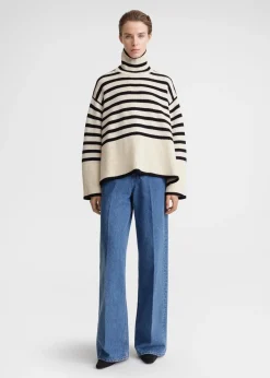 Signature stripe turtleneck light sand