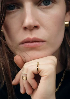 Signet diamond midi ring 18kt gold