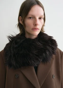 Silky shearling collar bark