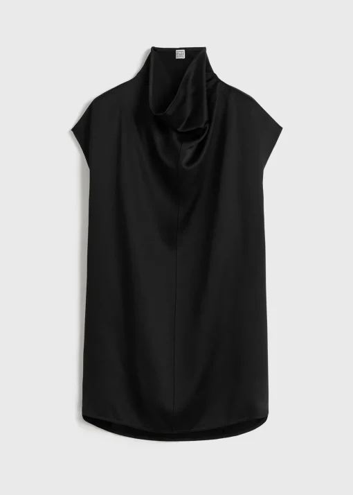 Sleeveless funnel-neck top black