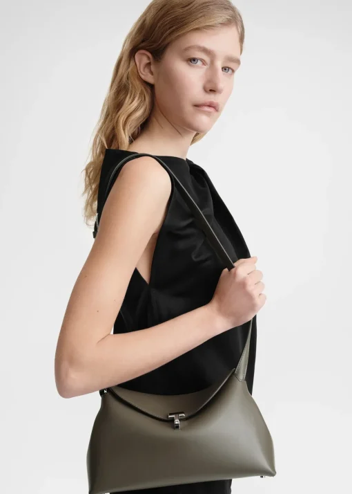 T-Lock leather clutch ash
