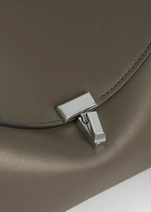 T-Lock leather clutch ash